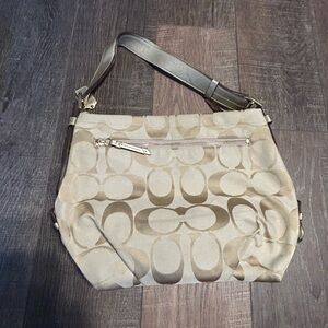 Gold/tan Coach shoulder bag
